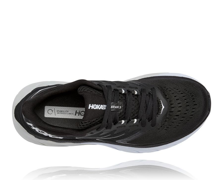 Hoka One One Koşu Ayakkabısı Kadın Siyah/Beyaz - Arahi 5 - UH1708392